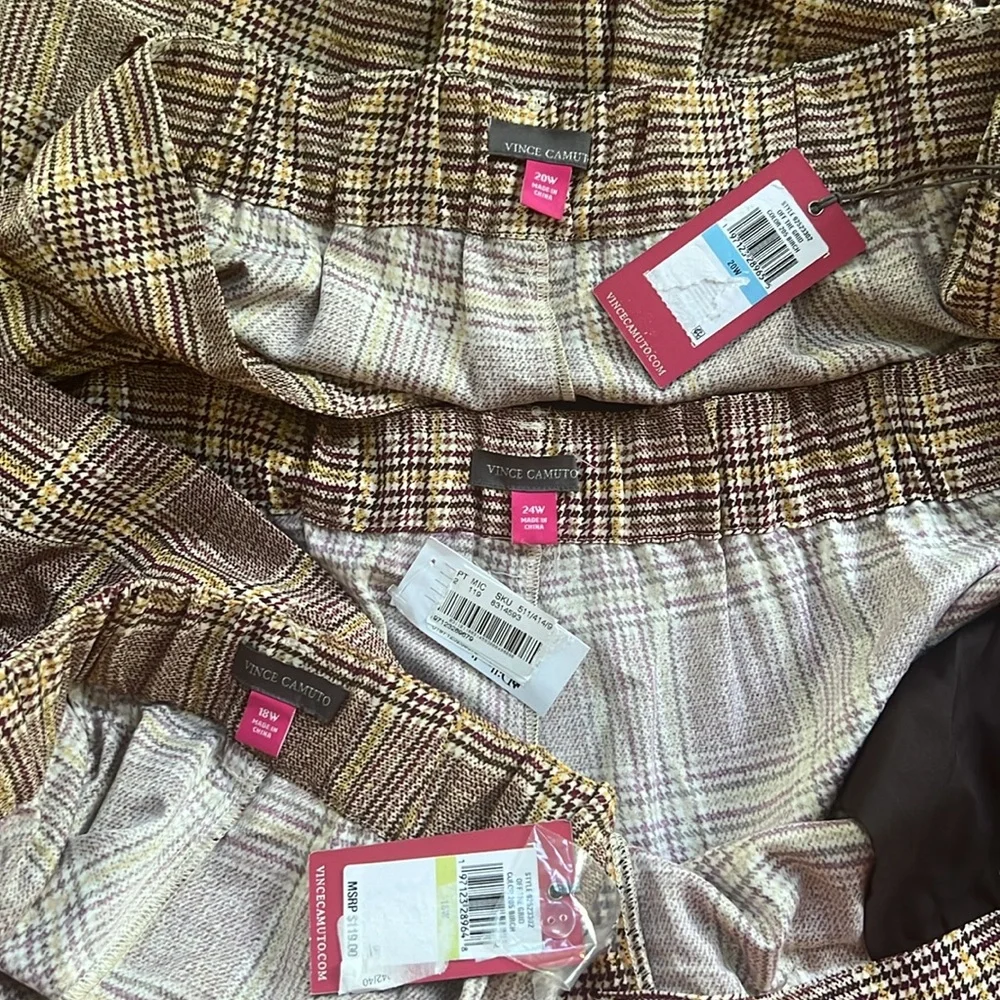 Vince Camuto Plaid Pleated Wide-Leg Pants (Plus Size) - Picture 9 of 15